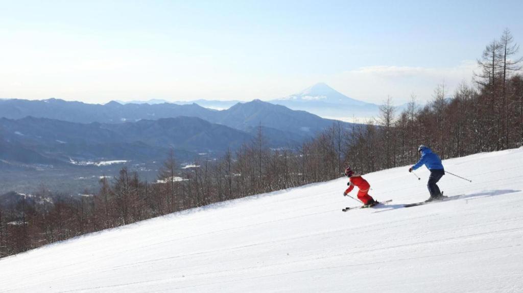 Izumigo Kiyosato Kogen Hotel 호쿠토 외부 사진