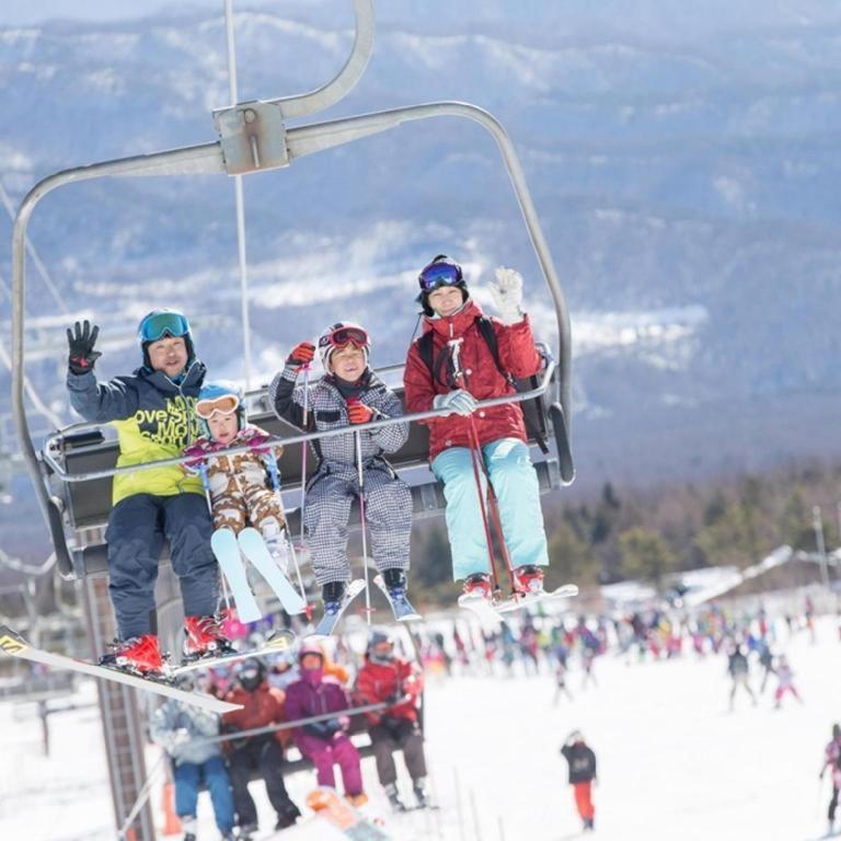 Izumigo Kiyosato Kogen Hotel 호쿠토 외부 사진